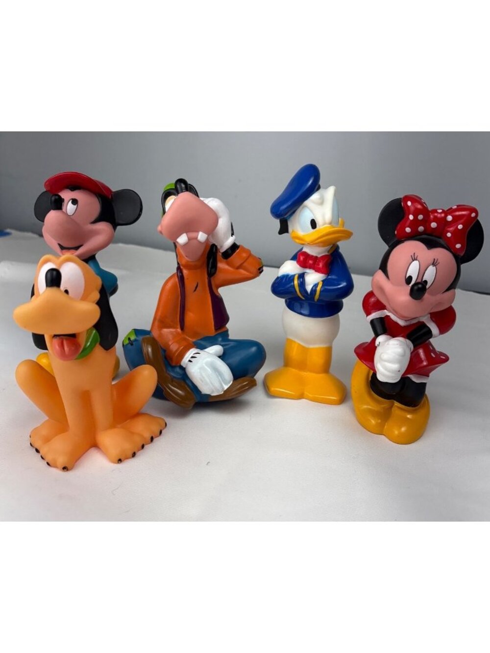Disney Bath Toys Squeaky Mickey Minnie Mouse Donald Duck Goofy Pluto 5 Piece